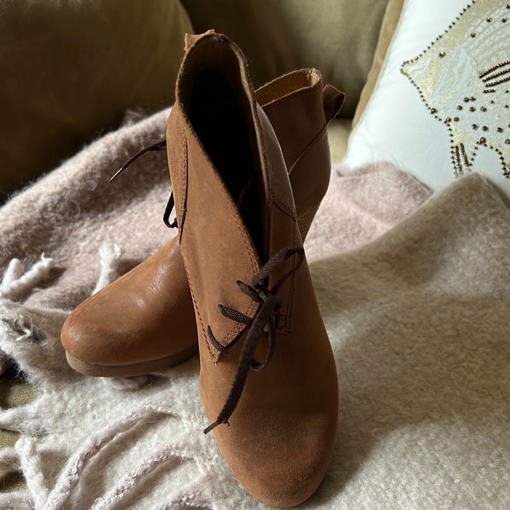 Lucky Brand lace up wedge booties. - Picture 3 of 15